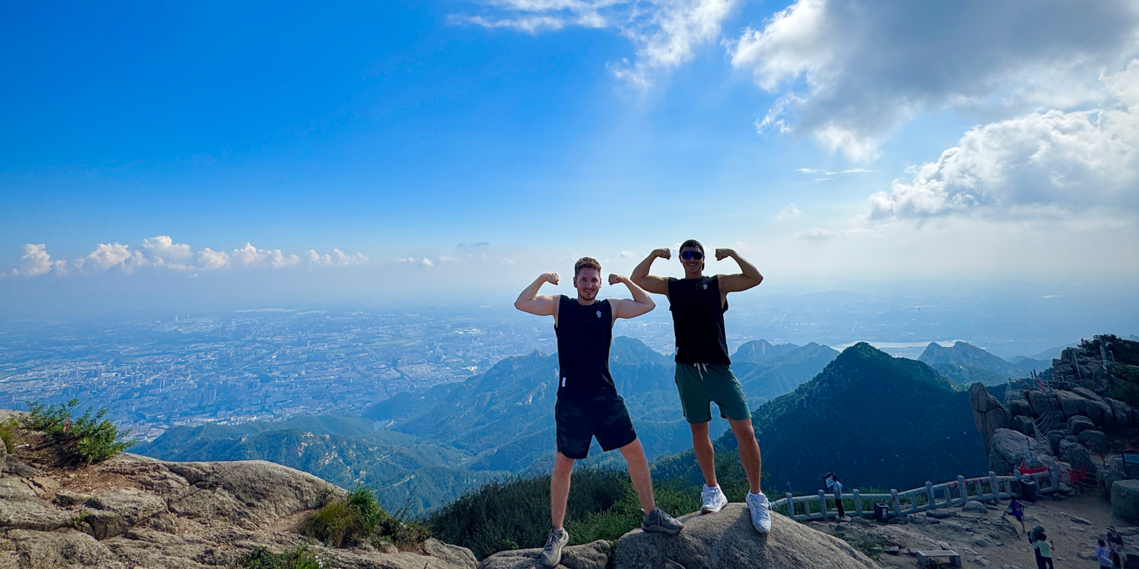 SopronbolKinaba4_Mount-Tai_honlap-3.jpg